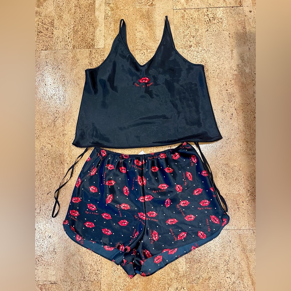 Delicates Pajama Set Liquid Satin Large Kisses Cami & Shorts Sexy